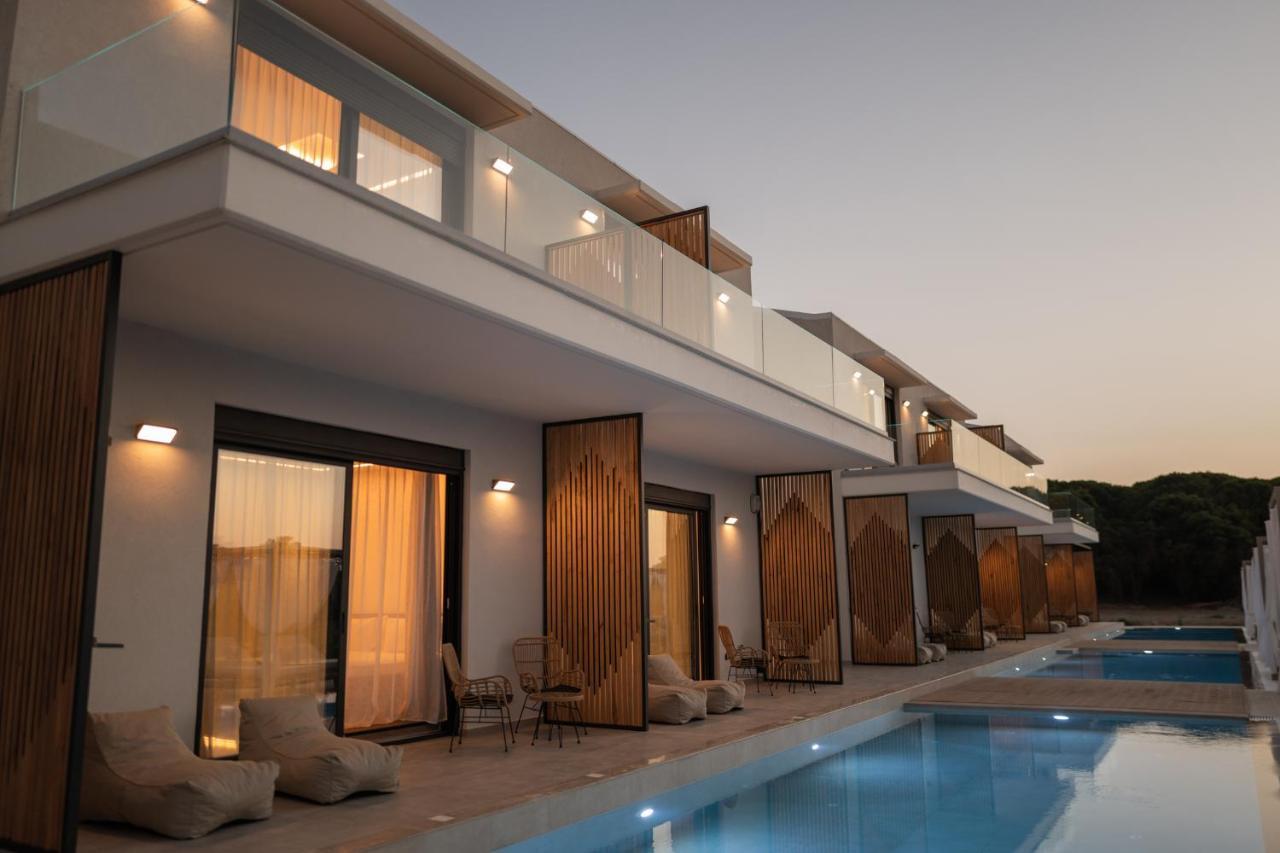Salt Boutique Hotel Palouki Exterior foto